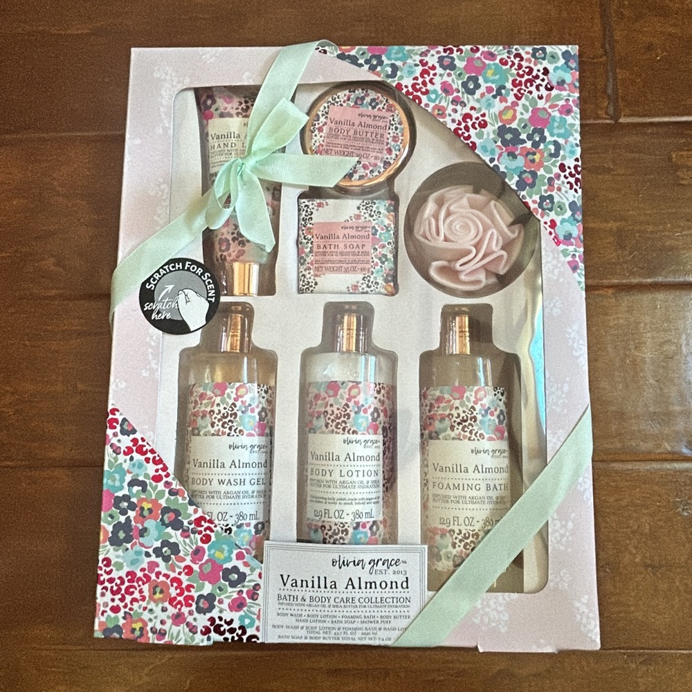 Brand New in Box Olivia Grace Vanilla Almond Bath & Body Care Set Wash Lotion